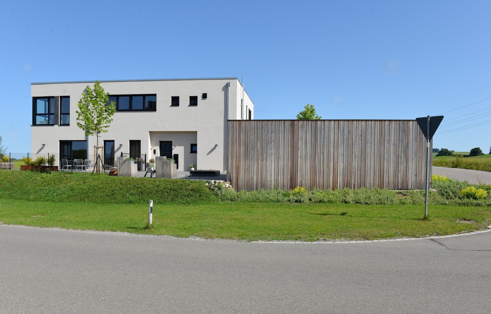 Neues Bürogebäude der Enzensberger GmbH und Stretchfolienprofi.de im Wegfeld 1 in Haldenwang